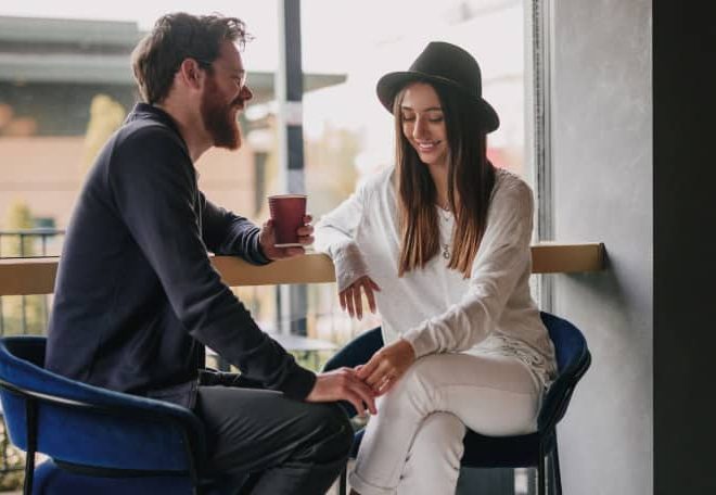 How to read body language and signs of hookup interest
